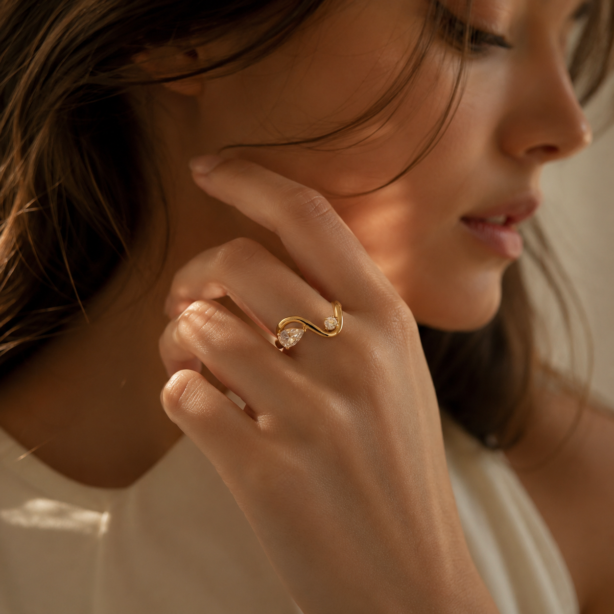 Virelle Twist Ring