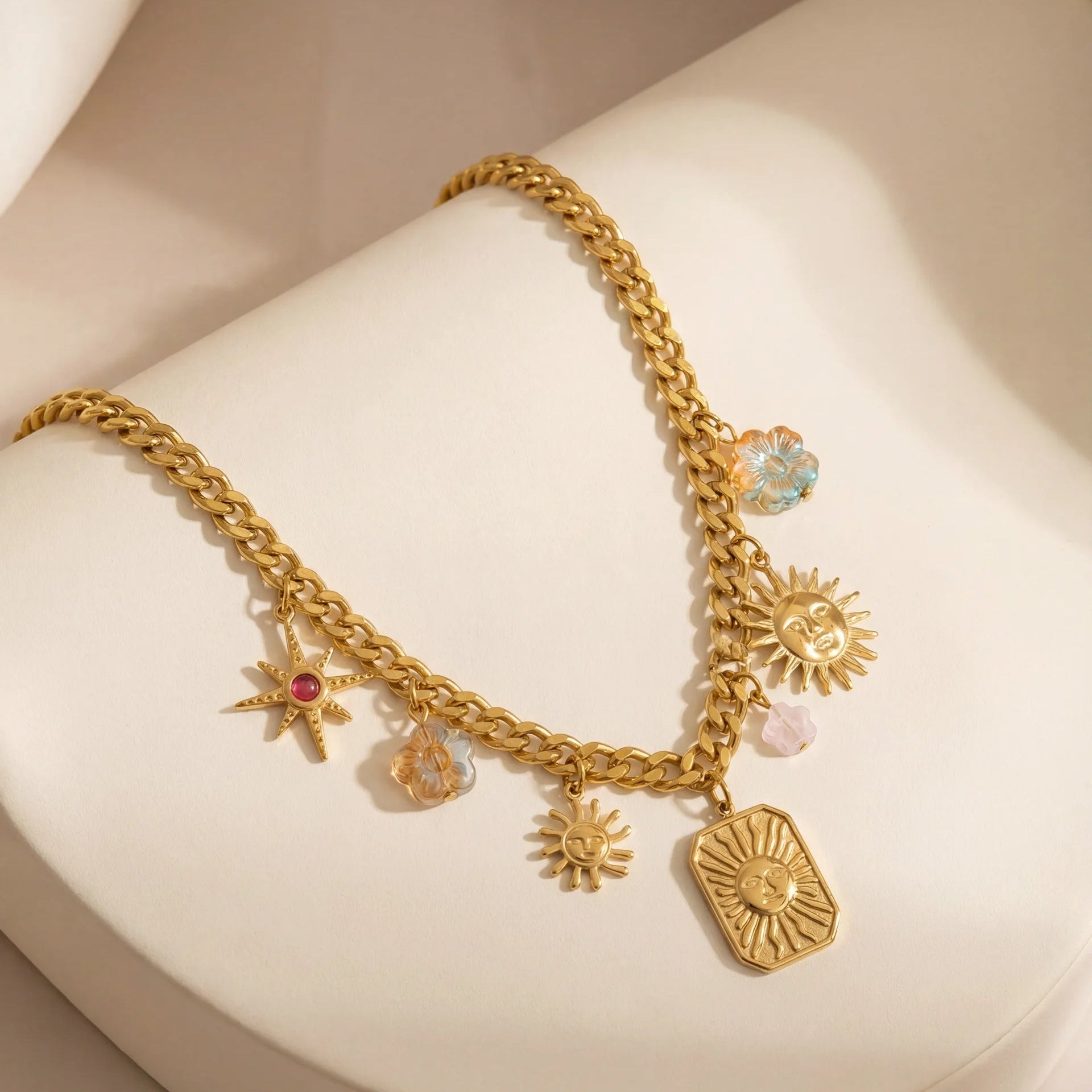 Astrée Charm Chain